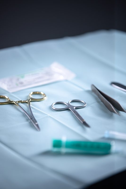 chirurgische-instrumente-plastische-chirurgie